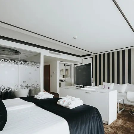 Sulkowski Conference Hotel 3*