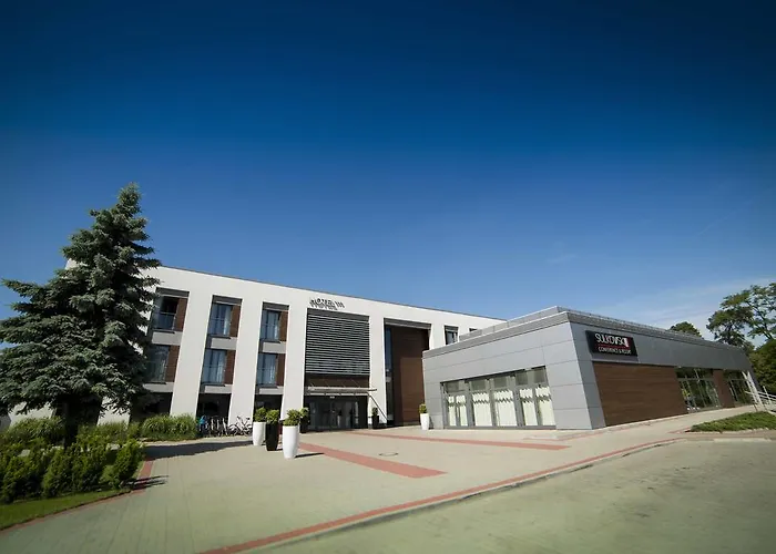 Hotel Sulkowski Conference Boguszyn (Leszno)