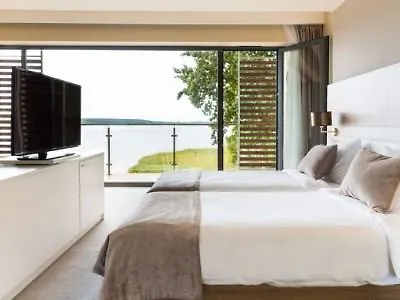 Sulkowski Conference 3*